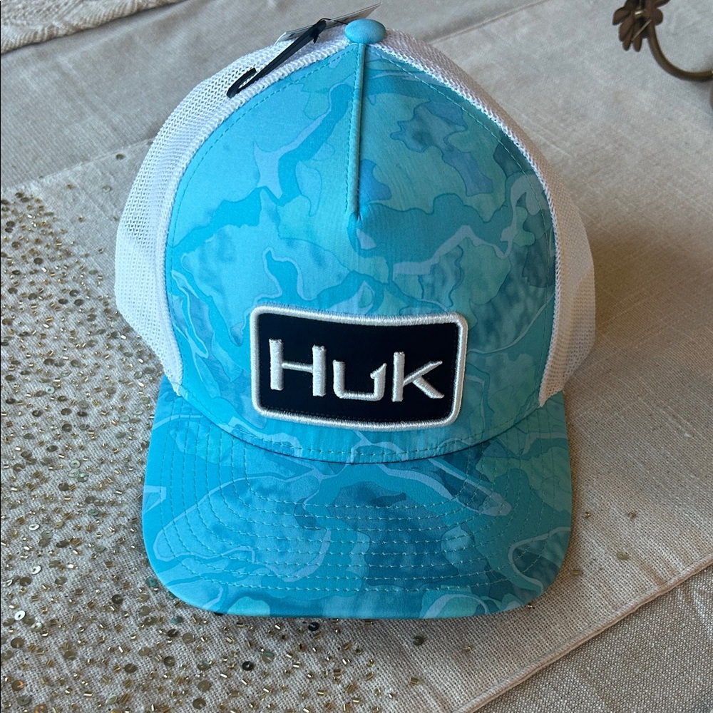 Kids Huk Aqua and White Camo Cap size 1